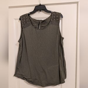 Style & Co. Sleeveless Top with Crochet Accents Size XL